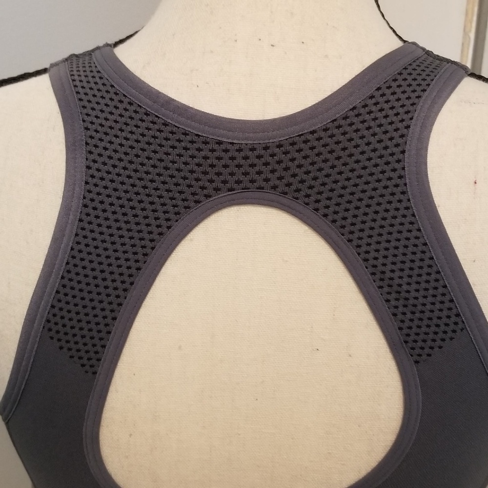 ❤SALE Zella Sports Bra Size Small Gray Yoga - Picture 7 of 8